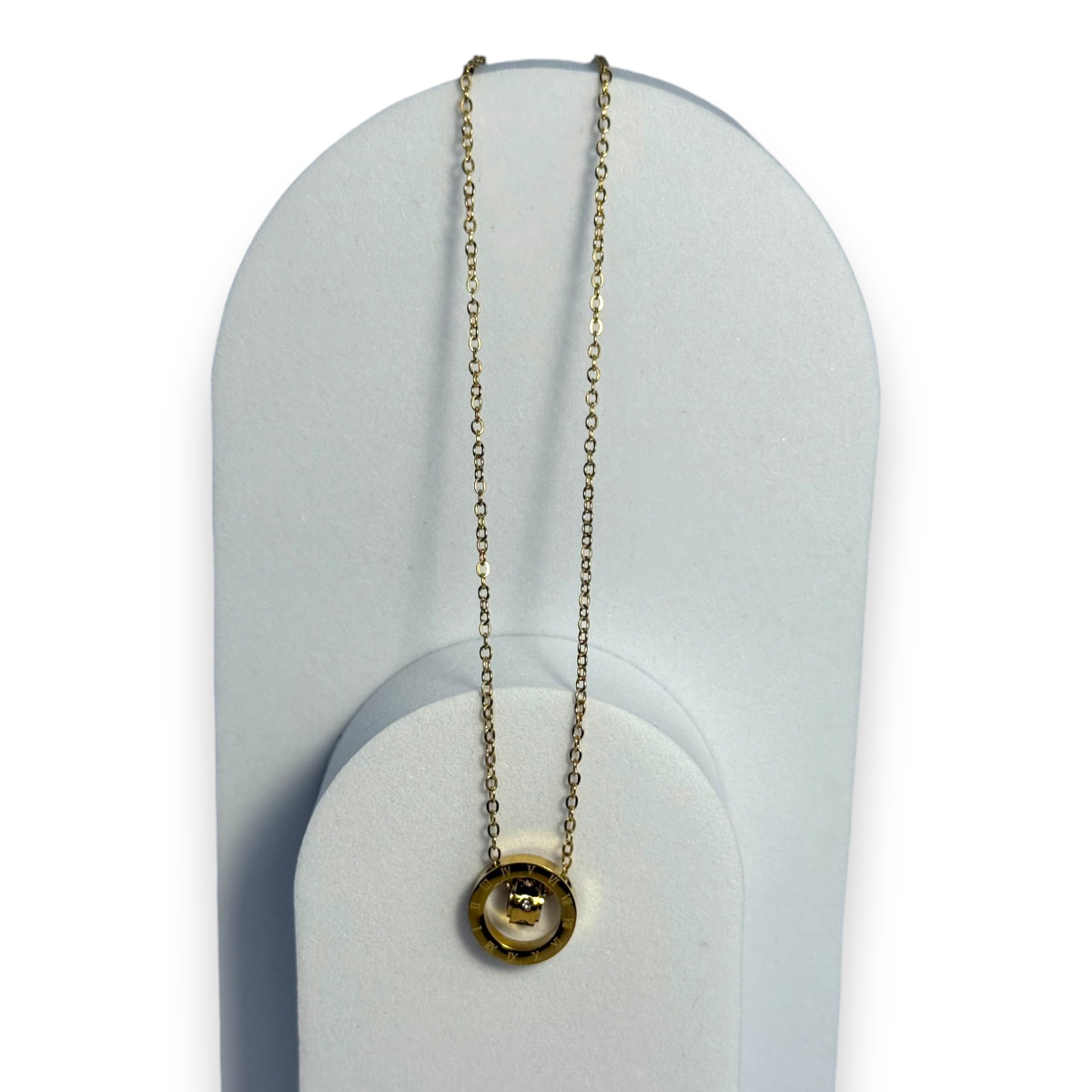 IMG_8014-Photoroom (9) Κολιέ από Ατσάλι με Χρυσό Κρίκο και Διακοσμητικό Ζιργκόν - Image 1