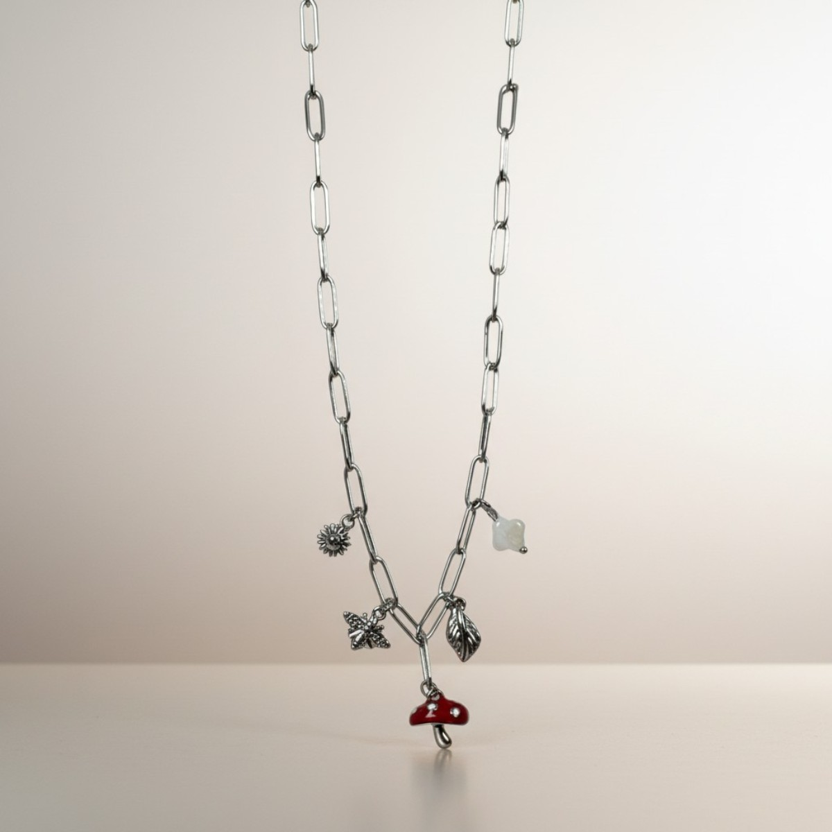 7 etoimo Κολιέ με Μανιταράκι και Charms – Ανοξείδωτο Ατσάλι - Image 1